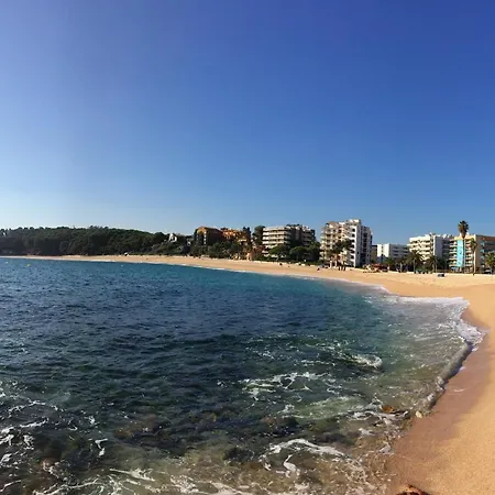 Traumhafte Mit Meerblick In Schoener Umgebung דירה *